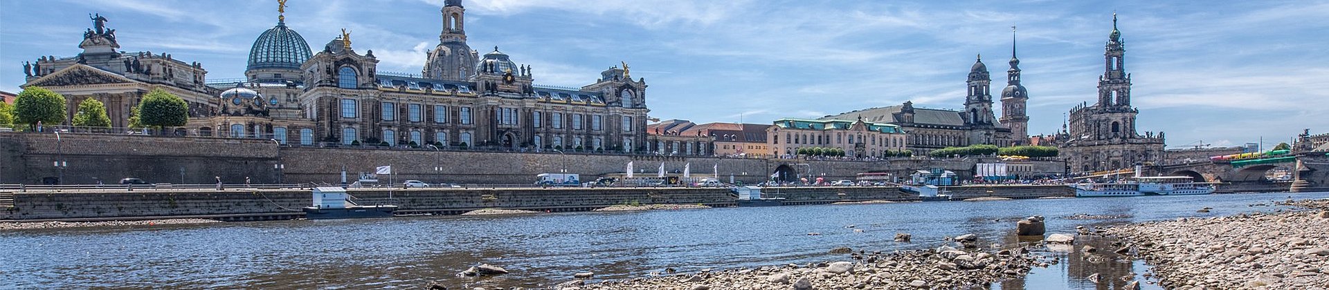 Blick über die Elbe auf Dresden